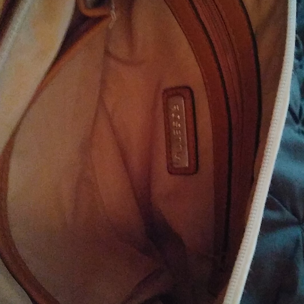 Handbag - Picture 3 of 5
